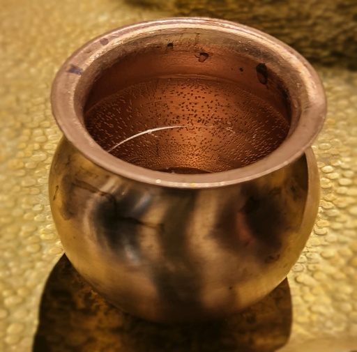 [36107608] Theertham with Flowers